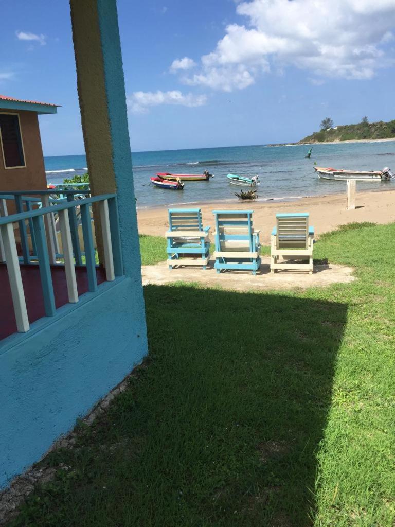 Waikiki Guest House Treasure Beach Extérieur photo
